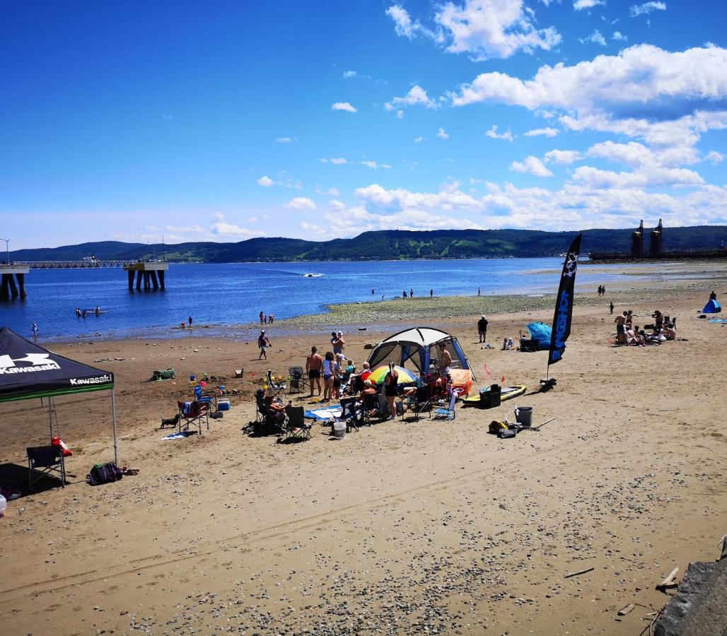 Auberge Des 21 La Baie Zewnętrze zdjęcie